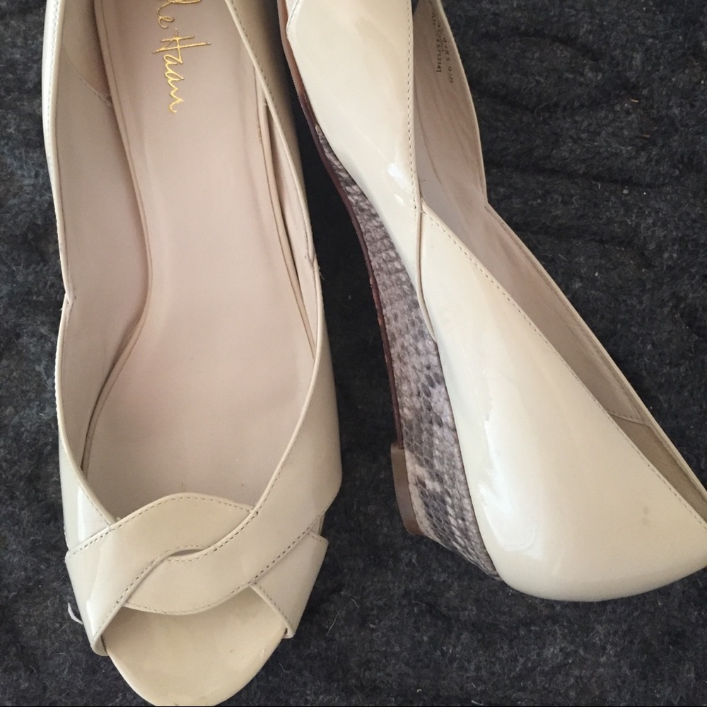 Cole haan peep toe shoes